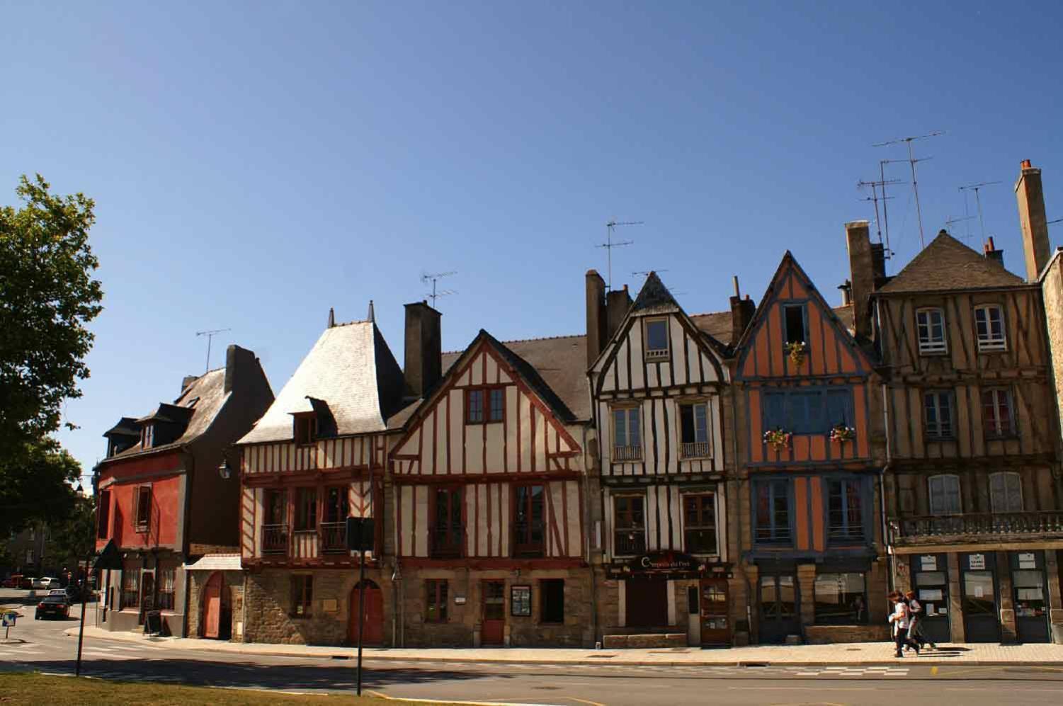 Delalauret Apartment - Vannes Centre Екстериор снимка